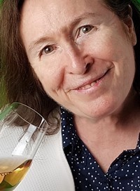 BEST WOMEN WINE & WINE WOMEN